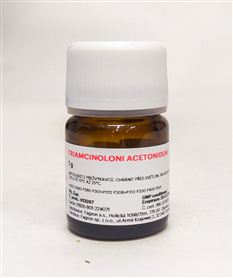 Triamcinoloni acetonidum